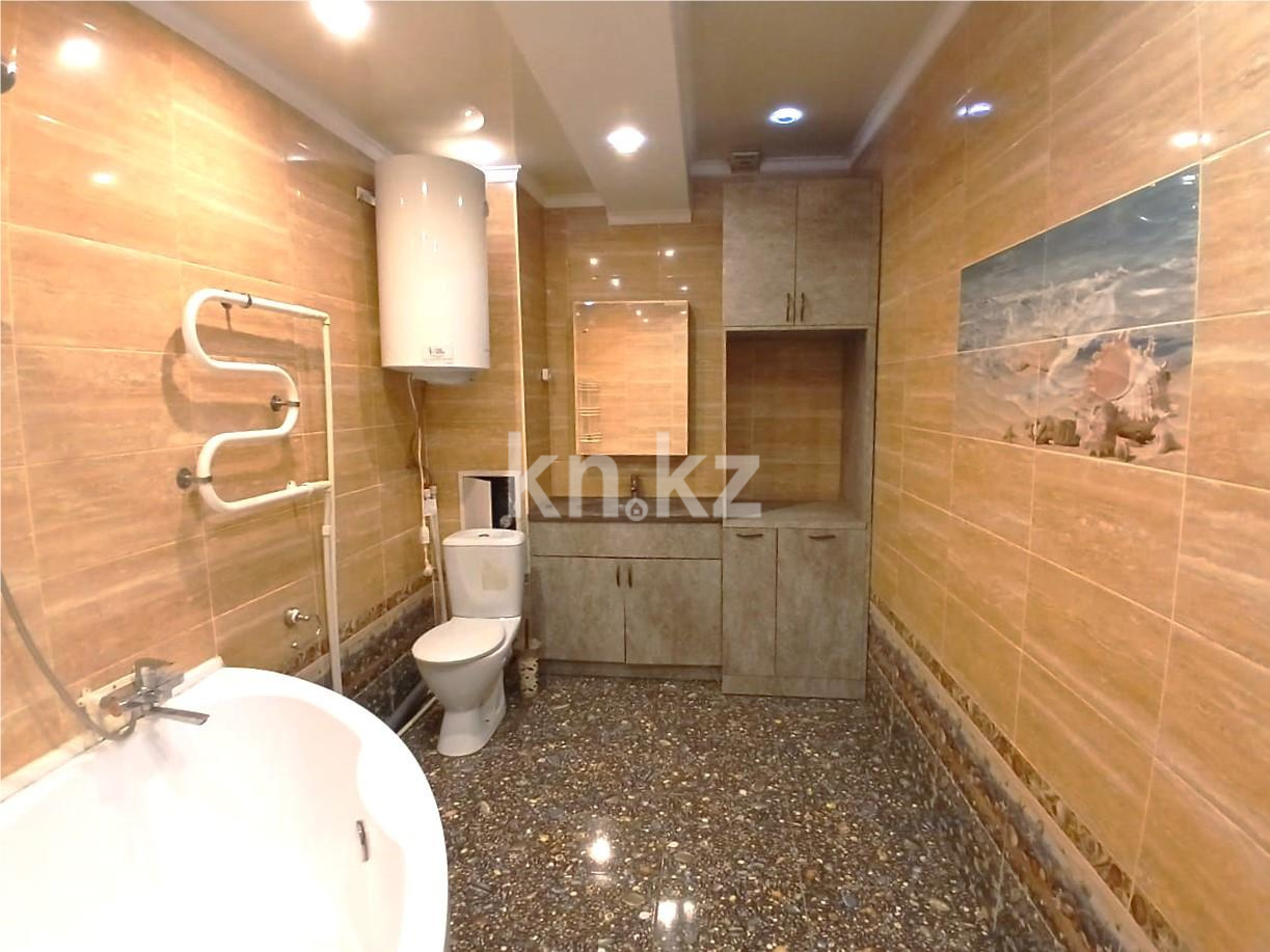 Продажа 3-комнатной квартиры, 85 м² в Караганде - фото 11