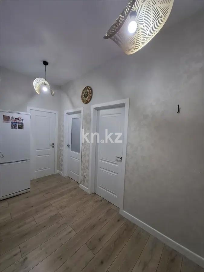 Продажа 2-комнатной квартиры, 37 м², ул. А-52, дом  8/1 в Астане - фото 4