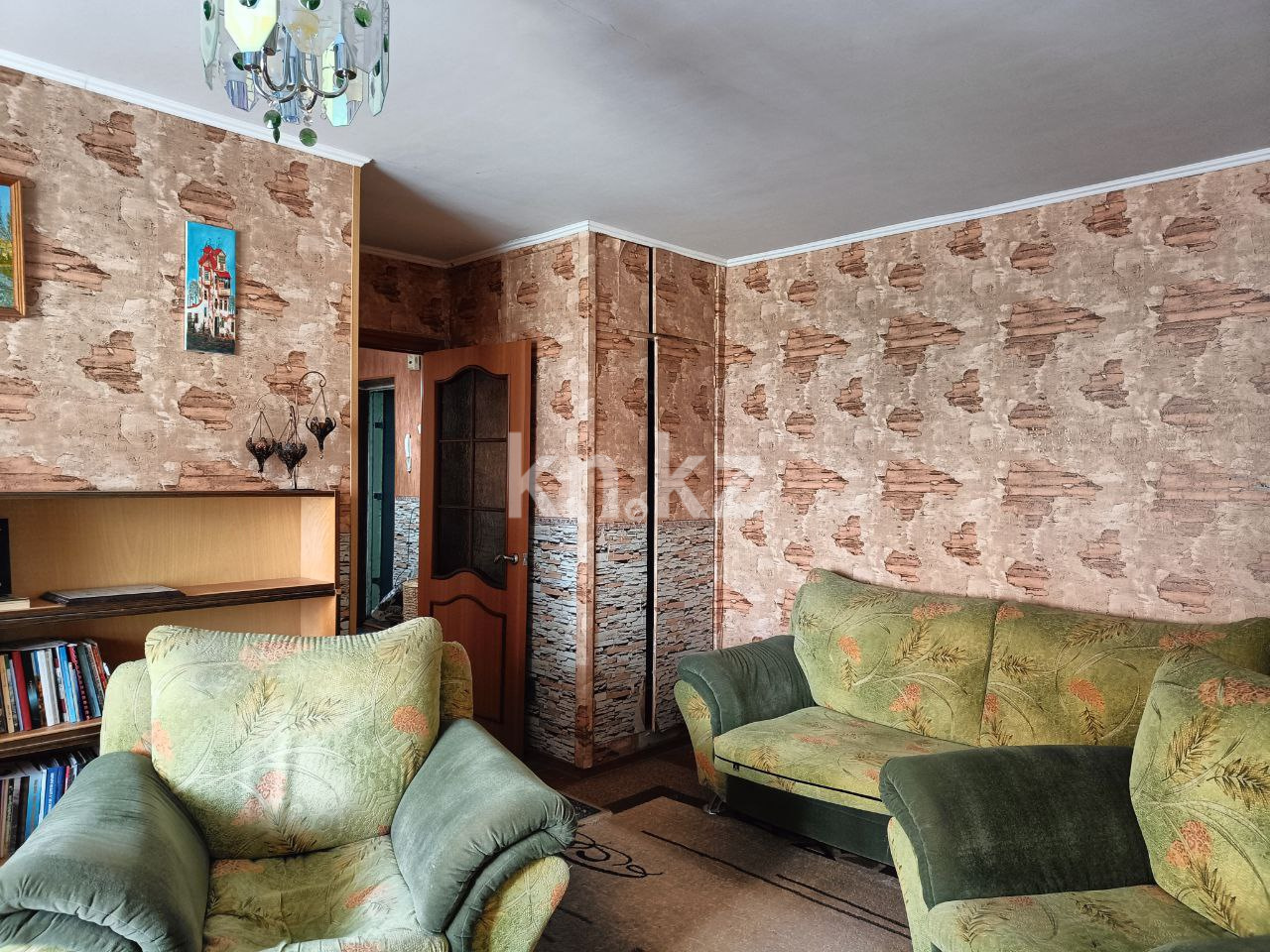 Продажа 3-комнатной квартиры, 63.5 м², пр. Ауэзова, дом  6 - Продажа  трехкомнатных квартир в Усть-Каменогорске фото 3 из 15