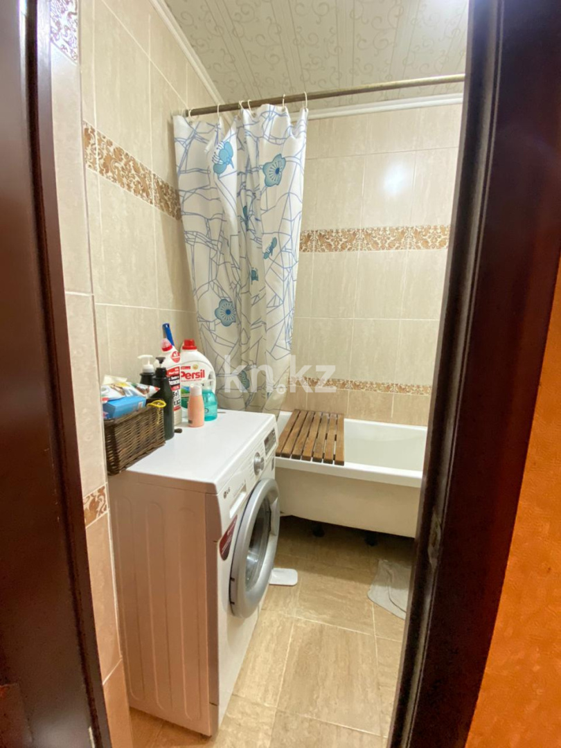 Продажа 4-комнатной квартиры, 75 м², пр. Республики, дом  32 - Продажа квартир в Караганде с фото фото 14 из 14