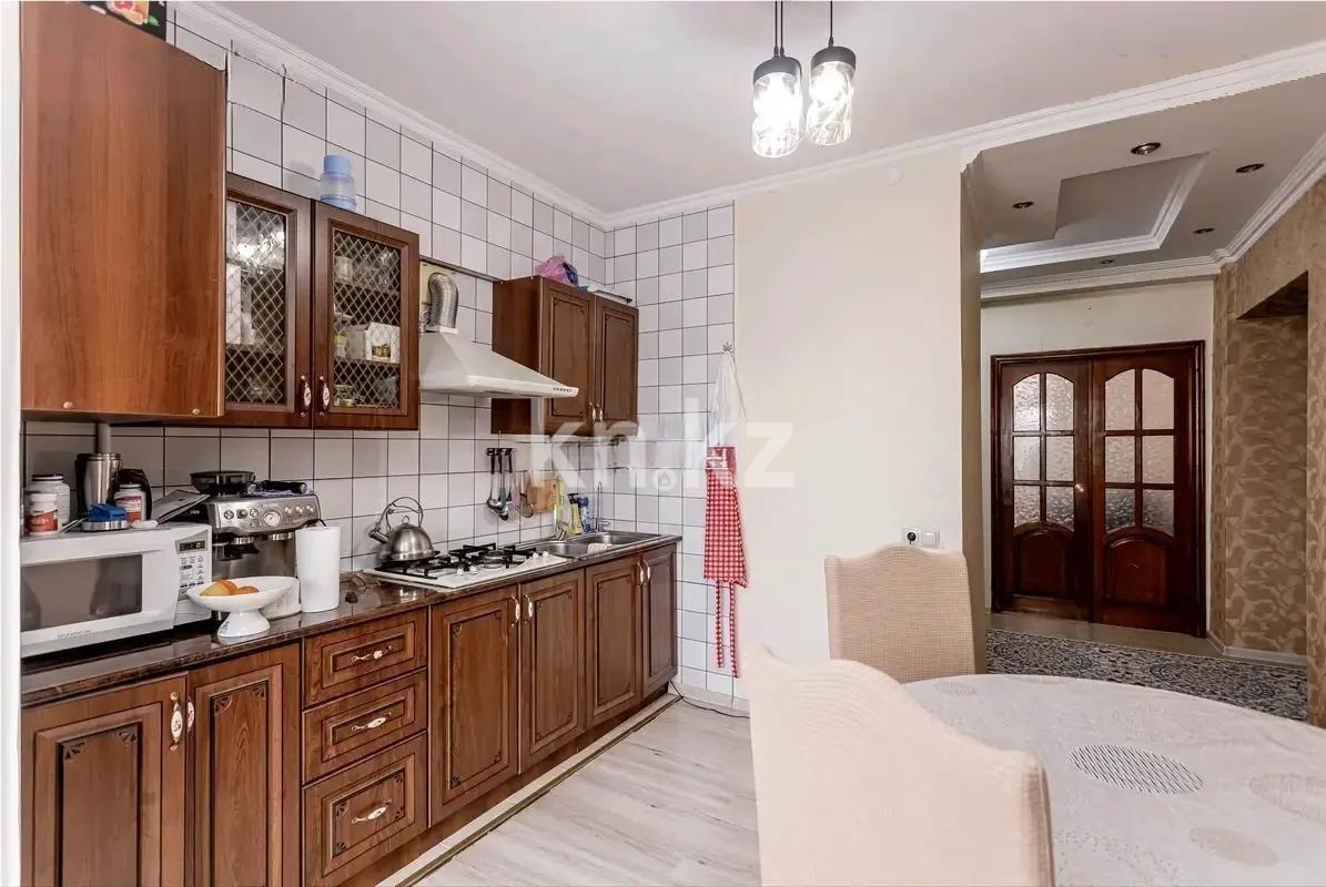 Продажа 3-комнатной квартиры, 76 м², мкр. Казахфильм, дом  38 в Алматы - фото 4