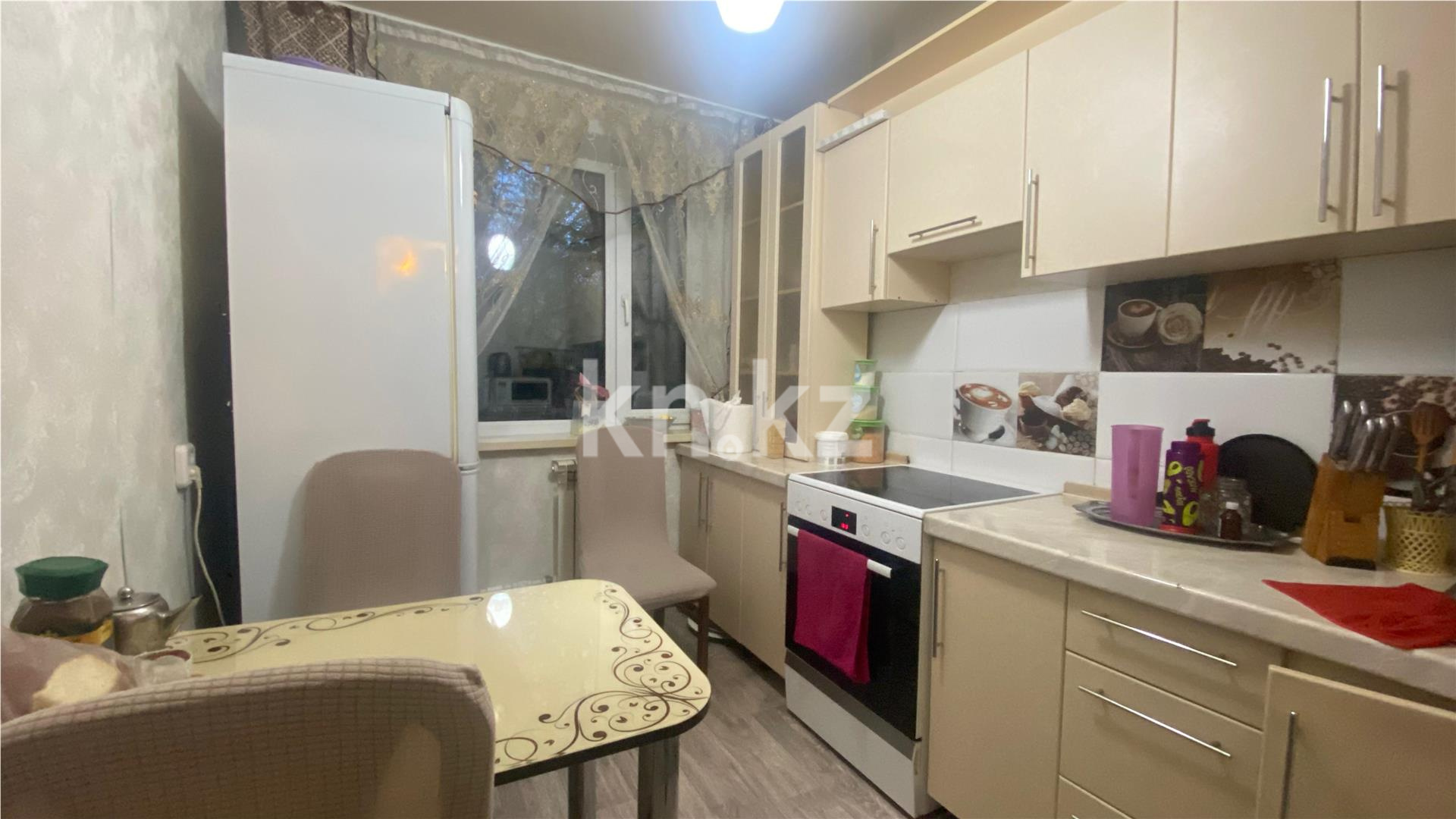 Продажа 4-комнатной квартиры, 61 м², ул. Муканова - Продажа  четырехкомнатных квартир в Караганде фото 9 из 15