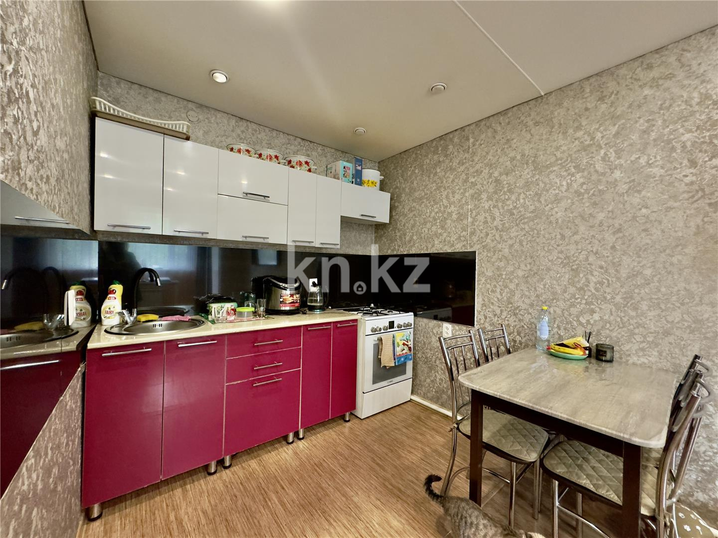 Продажа 3-комнатной квартиры, 45 м² - Продажа квартир в районе ЖБИ Караганды фото 1 из 17