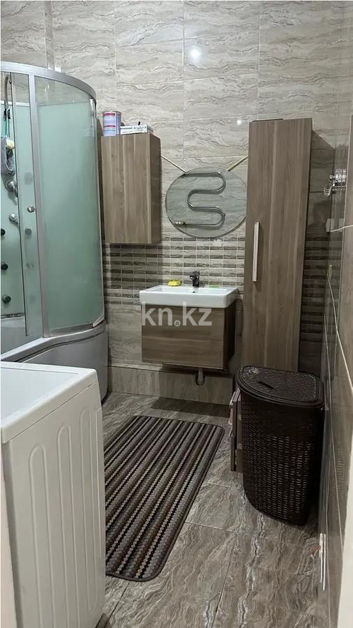 Продажа 3-комнатной квартиры, 92 м², ул. Бокейхана, дом  8 в Астане - фото 5