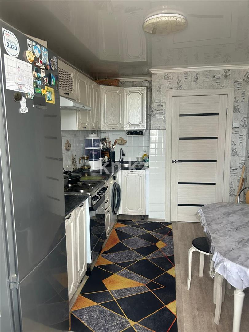 Продажа 3-комнатной квартиры, 63 м² - Продажа трехкомнатных квартир в Караганде фото 1 из 8