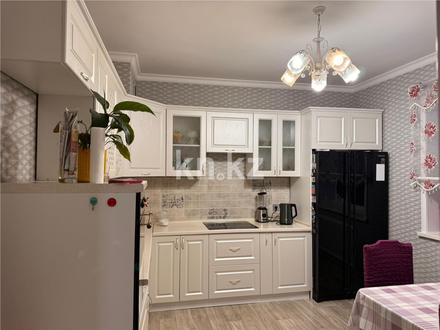 Продажа 3-комнатной квартиры, 82 м², пр. Шахтеров - Продажа квартир в Караганде фото 8 из 14