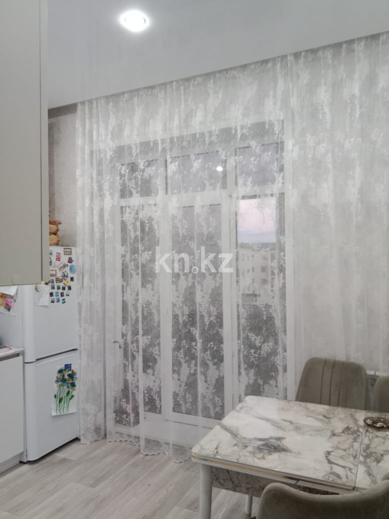 Продажа 3-комнатной квартиры, 86 м², ул. Муканова, дом  51/8 в Караганде - фото 4
