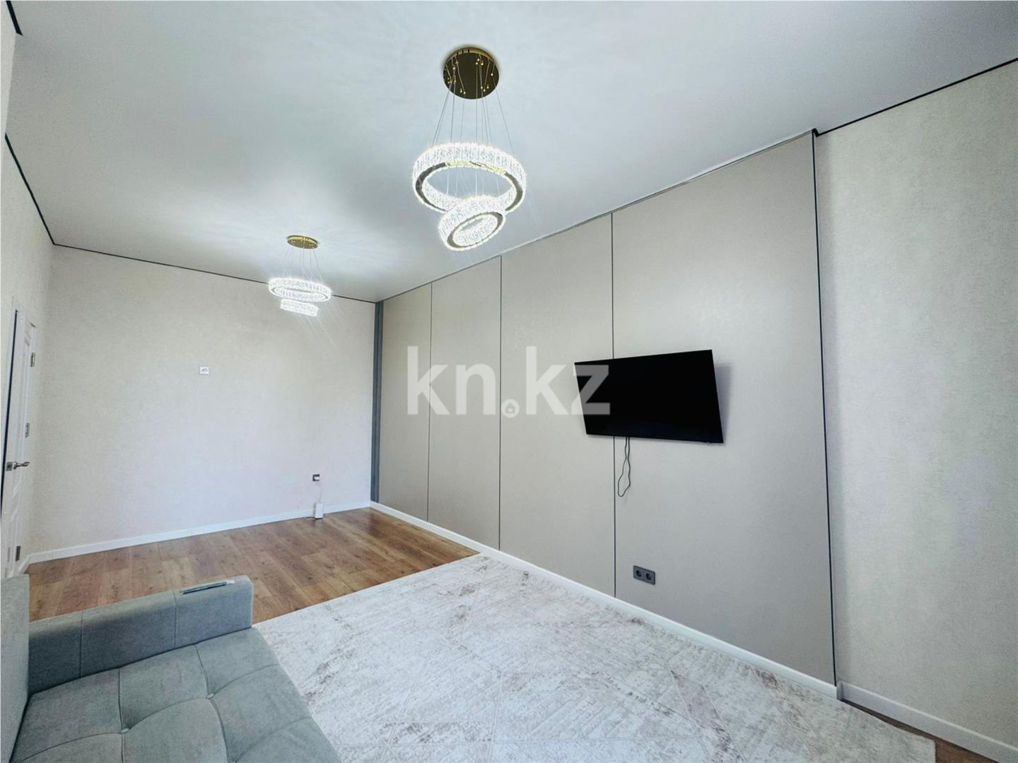 Продажа 2-комнатной квартиры, 55 м², пр. Туран в Астане - фото 2