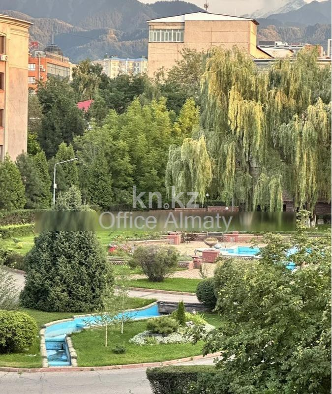 Продажа 4-комнатной квартиры, 147 м², ул. Ходжанова - Продажа квартир в Алматы с фото фото 1 из 15