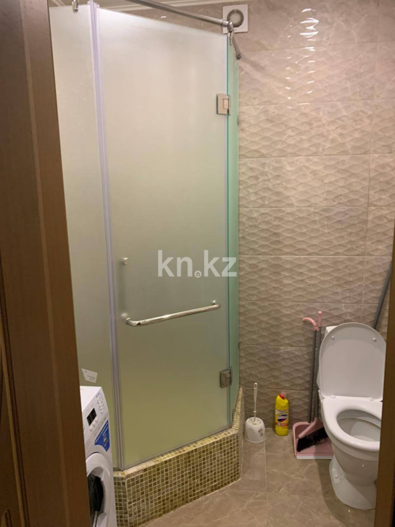 Аренда 1-комнатной квартиры, 45 м², ул. Иманбаевой, дом  10 - Аренда квартиры помесячно в Астане фото 8 из 9