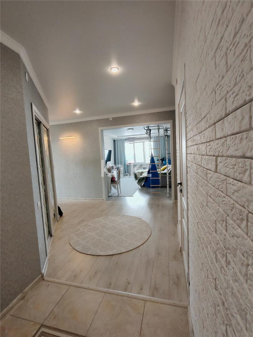 Продажа 3-комнатной квартиры, 104 м², пр. Республики в Караганде - фото 9