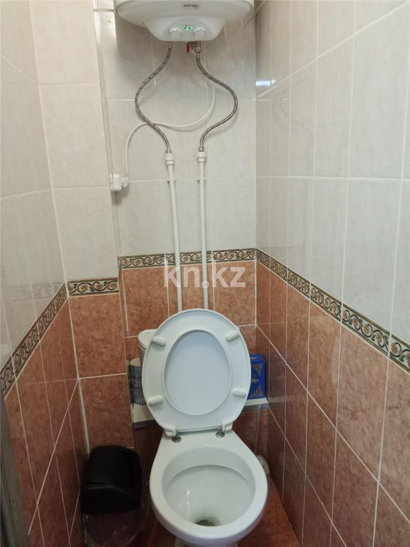 Продажа 2-комнатной квартиры, 44 м², мкр-н 16 в Караганде - фото 10