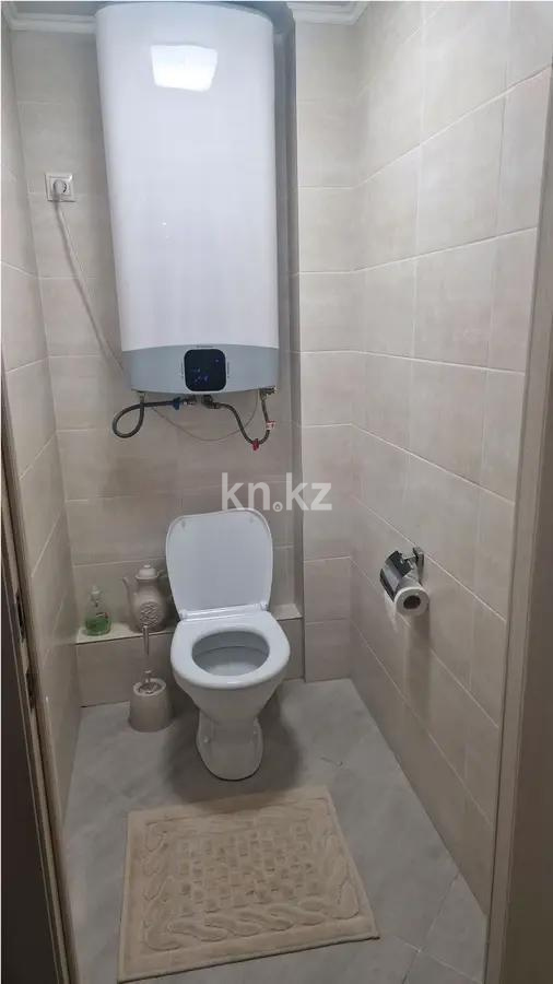 Продажа 2-комнатной квартиры, 49 м², мкр-н 19, дом  45а в Караганде - фото 5