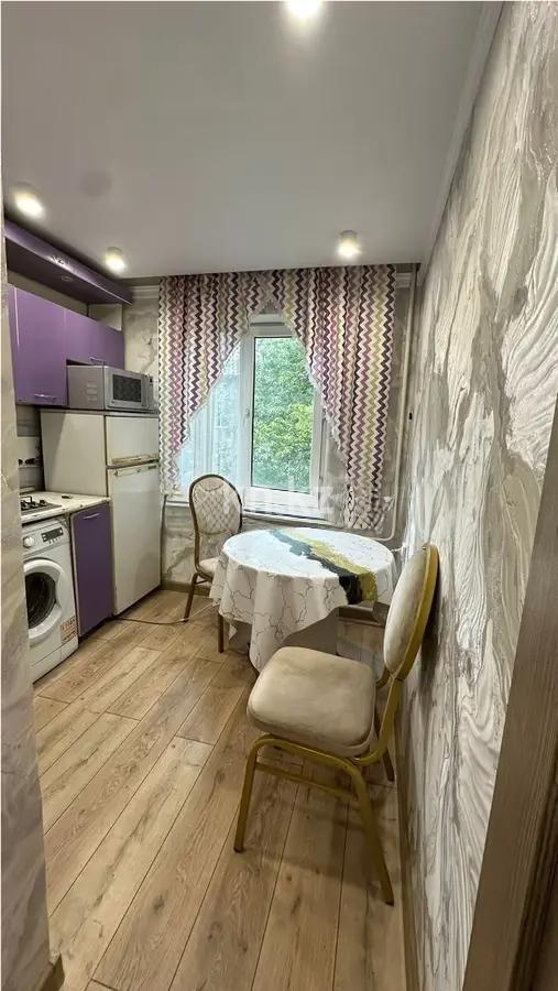 Продажа 1-комнатной квартиры, 34 м², пр. Назарбаева, дом  25 в Алматы - фото 2