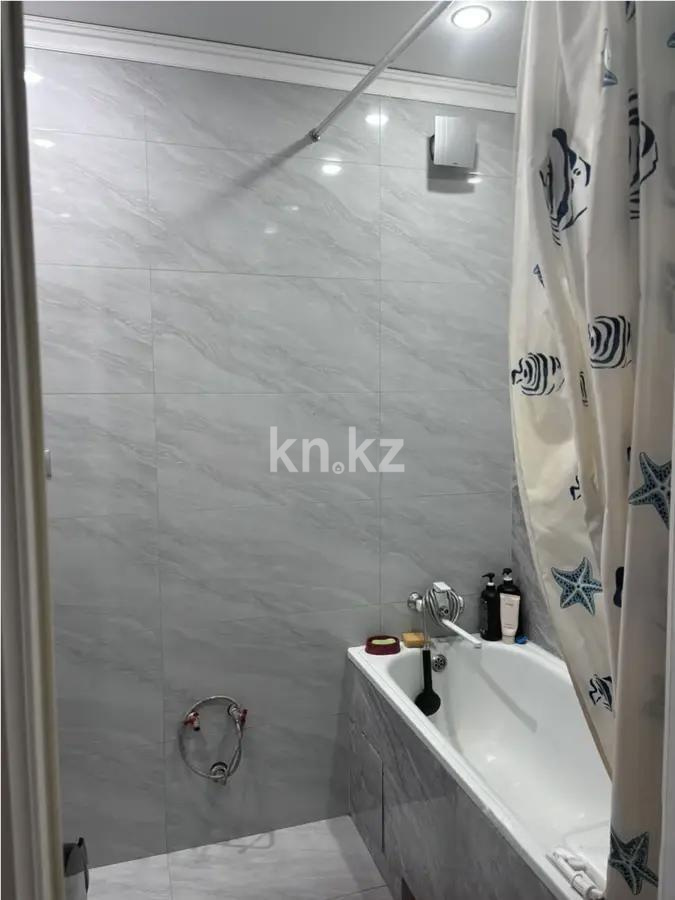 Продажа 4-комнатной квартиры, 96 м², ул. Толе би, дом  285/8 - Продажа квартир в Алматы фото 2 из 3