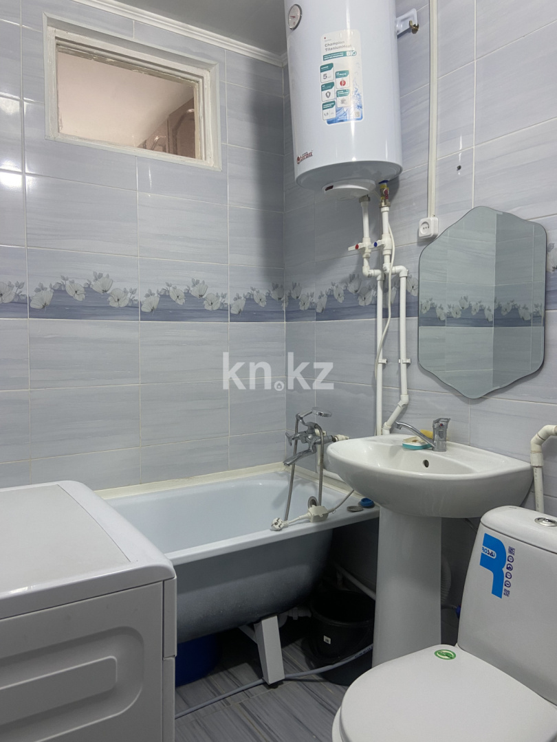 Продажа 2-комнатной квартиры, 45 м², ул. Ерубаева, дом  50 в Караганде - фото 8