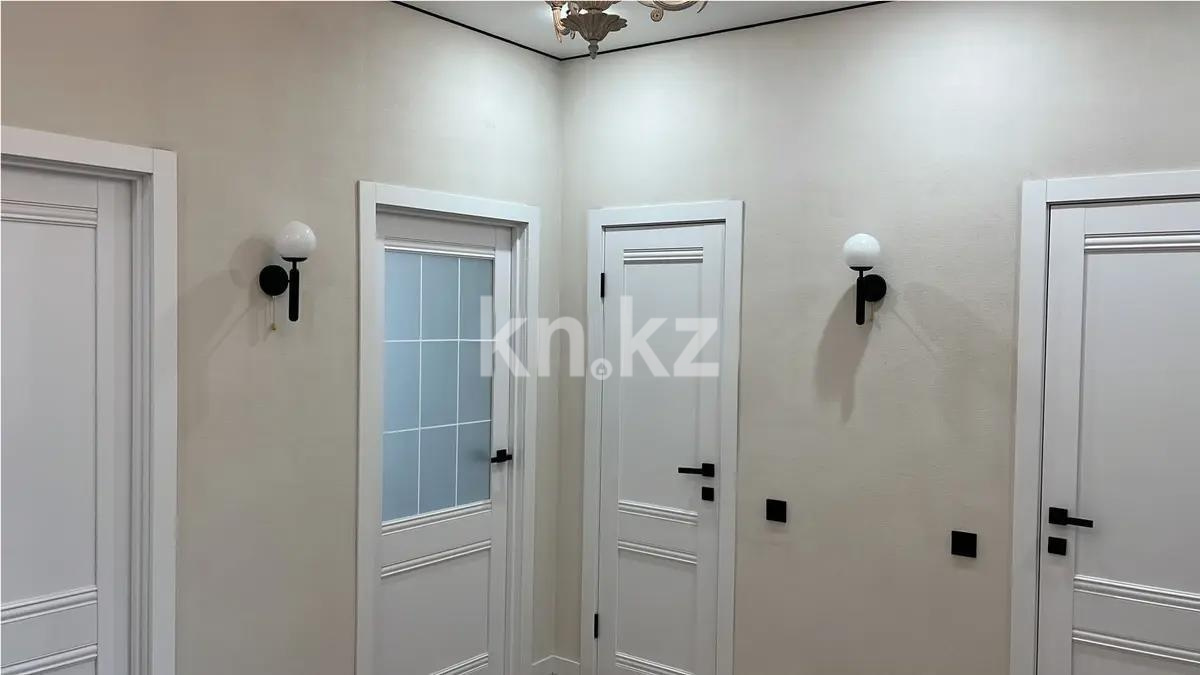 Продажа 3-комнатной квартиры, 95.5 м² - Продажа трехкомнатных квартир в блочном доме в Казахстане фото 1 из 2