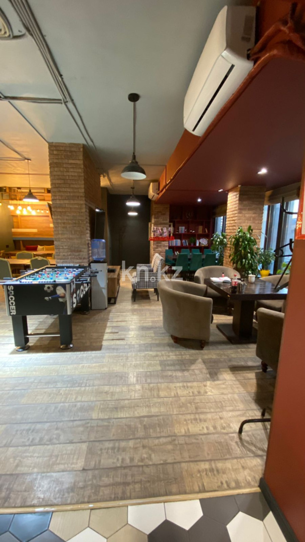 Продажа , 202 м², ул. Аманжолова, дом  24 - Продажа офисных и торговых помещений в Астане фото 4 из 15