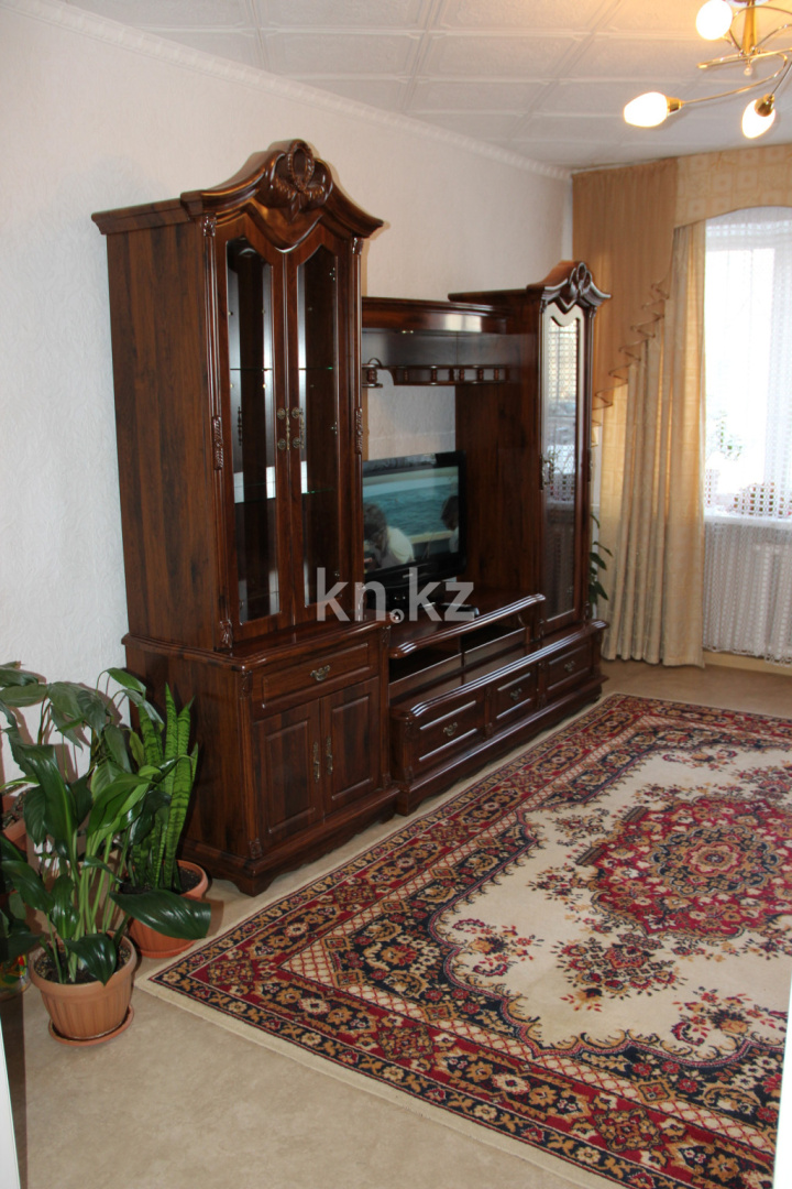 Аренда 3-комнатной квартиры посуточно, 70 м², Торайгырова, дом  63 - Аренда квартир посуточно в Павлодаре фото 2 из 7