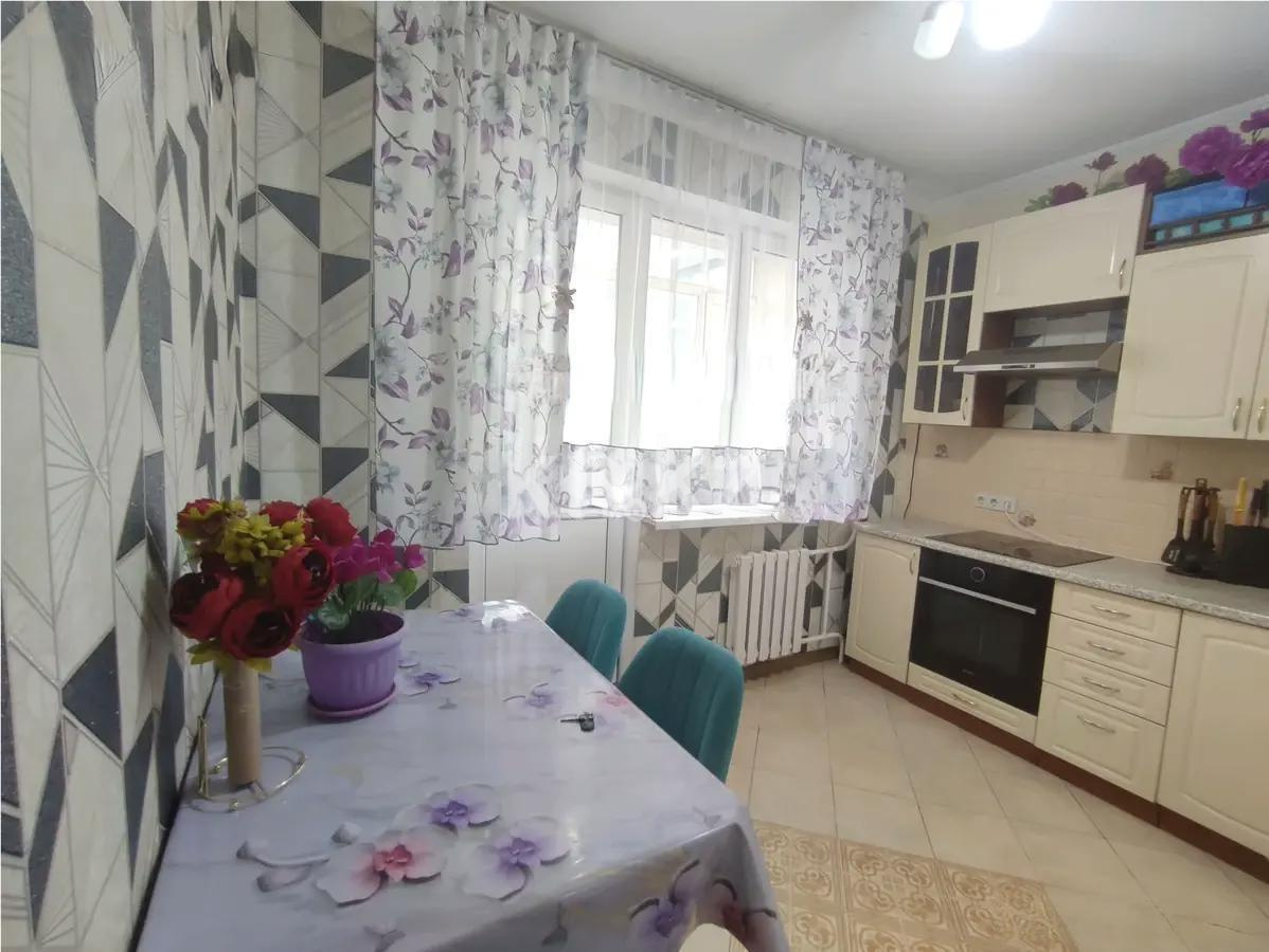 Продажа 2-комнатной квартиры, 70 м², ул. Кумисбекова, дом  3а в Астане - фото 3