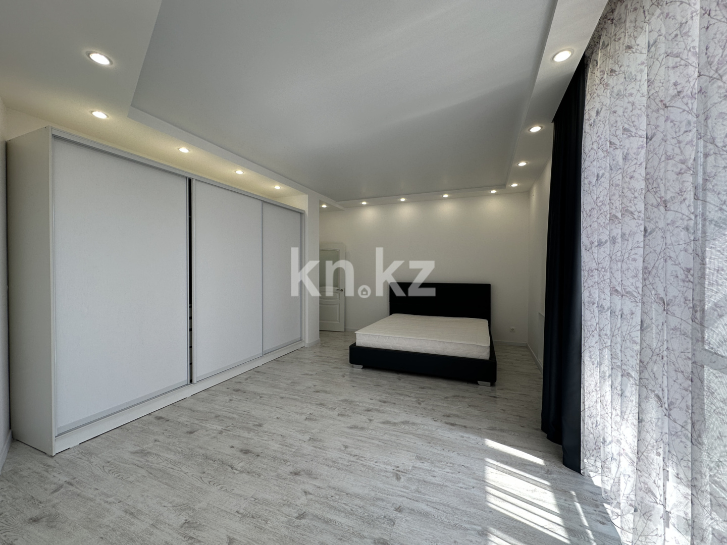 Продажа 4-комнатной квартиры, 198 м², ул. Ботаническая, дом  12/12 в Караганде - фото 21