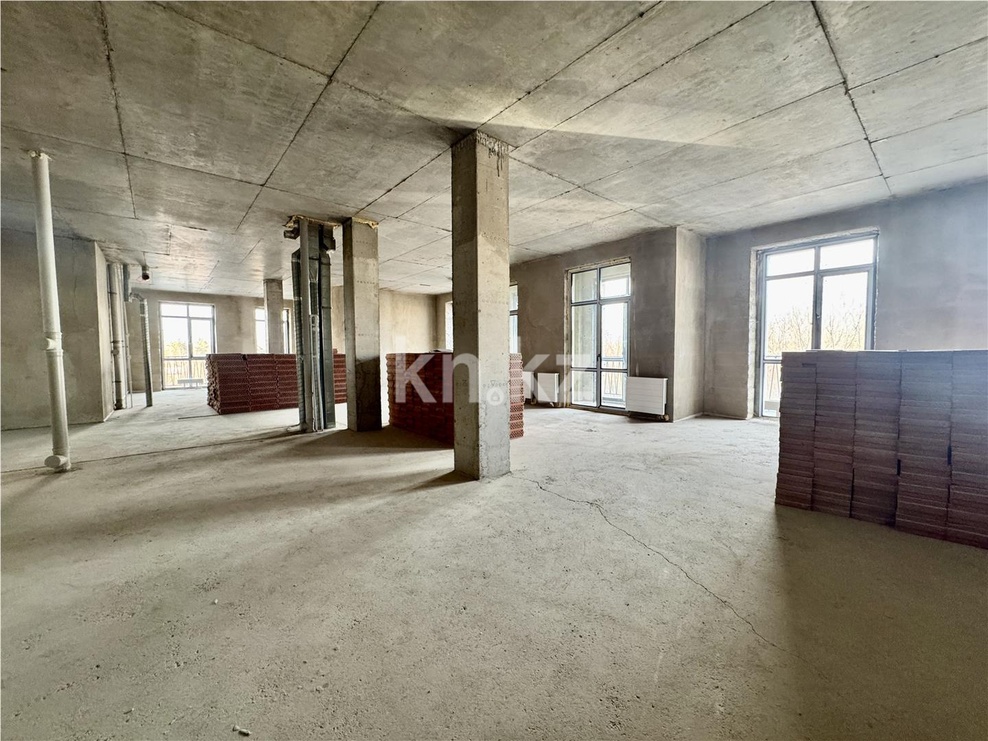 Продажа 6-комнатной квартиры, 165 м², ул. Мичурина, дом  11/12 - Продажа  пятикомнатных квартир в Караганде фото 9 из 17