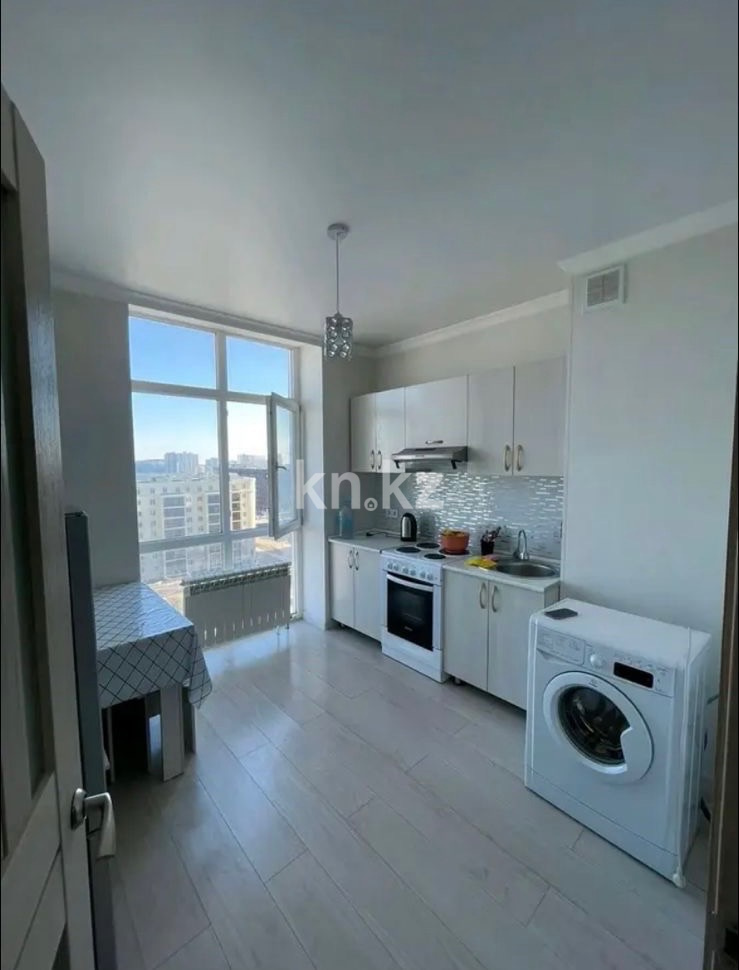 Аренда 1-комнатной квартиры, 37 м² - Аренда однокомнатных квартир помесячно в Астане фото 1 из 9