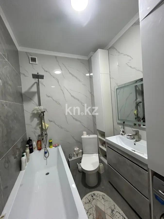 Продажа 3-комнатной квартиры, 65 м², ул. Толе би, дом  25а в Астане - фото 4