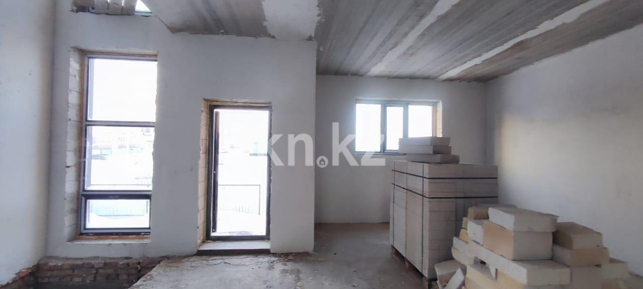 Продажа 4-комнатного дома, 243 м², ул. Алтайбаева, дом  43/6 - Продажа домов, коттеджей в Казахстане фото 1 из 5