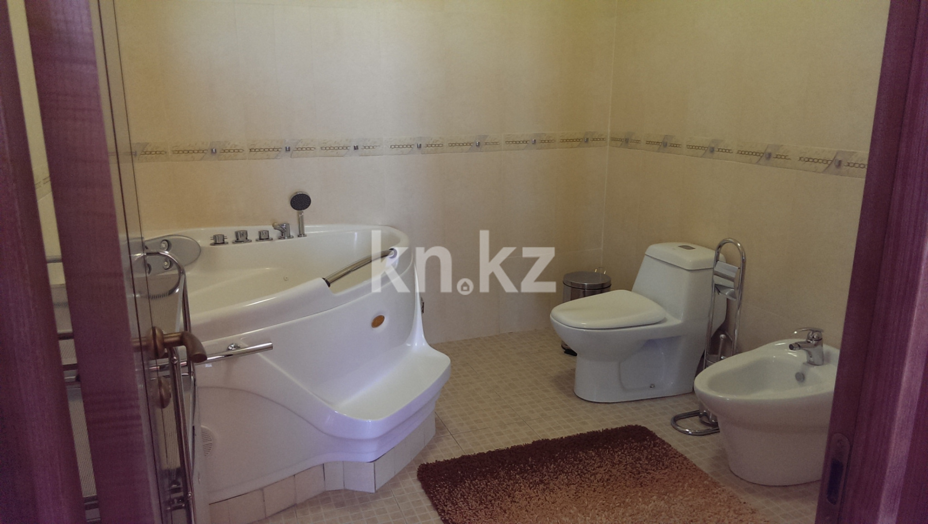 Аренда 3-комнатной квартиры, 186 м², Достык, дом  160 - ул. Жолдасбекова - Аренда  трехкомнатных квартир помесячно в Алматы без посредников фото 7 из 8