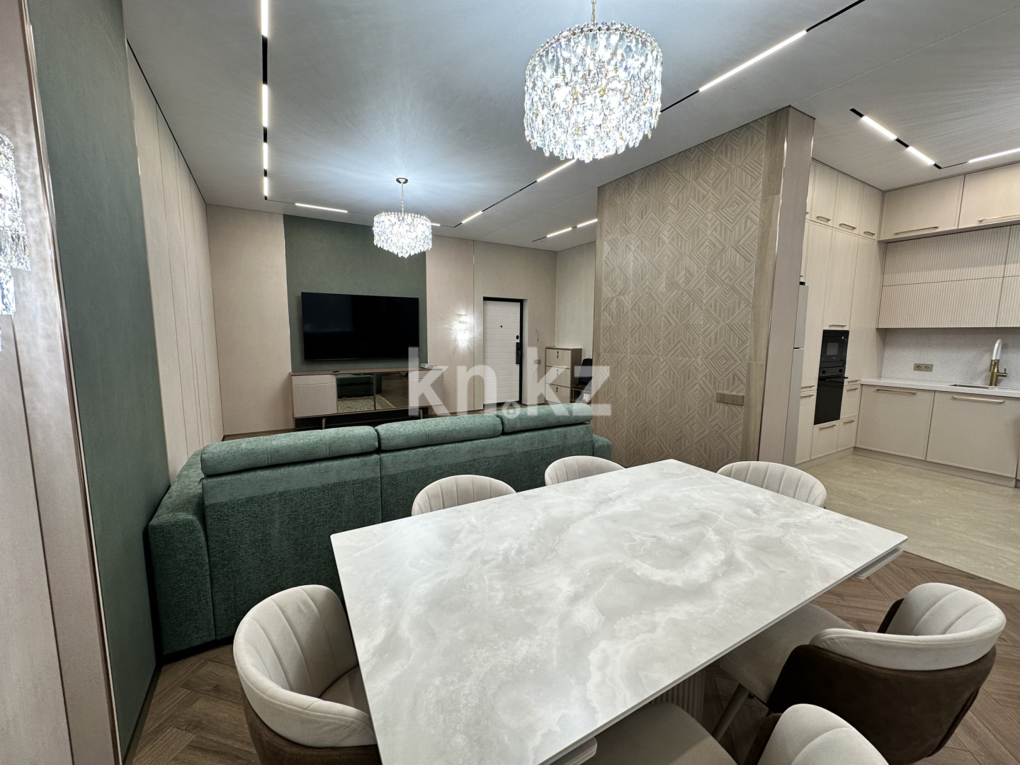 Аренда 2-комнатной квартиры, 88 м² - Аренда двухкомнатных квартир помесячно в Алматы фото 3 из 13