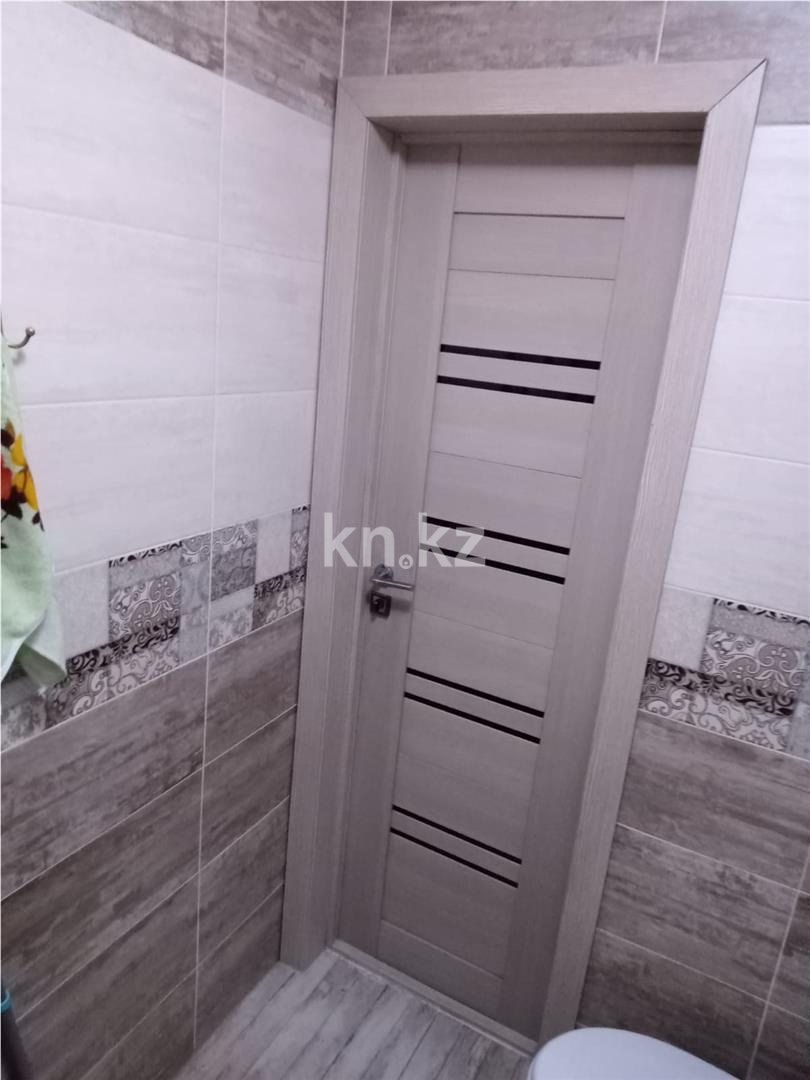 Продажа 3-комнатной квартиры, 56 м² - Продажа трехкомнатных квартир в Караганде - страница 3 фото 16 из 19