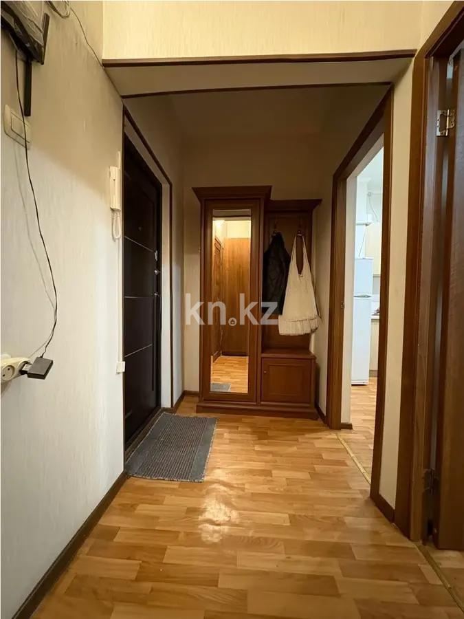 Продажа 1-комнатной квартиры, 37 м², мкр-н Аксай-5, дом  8 в Алматы - фото 4