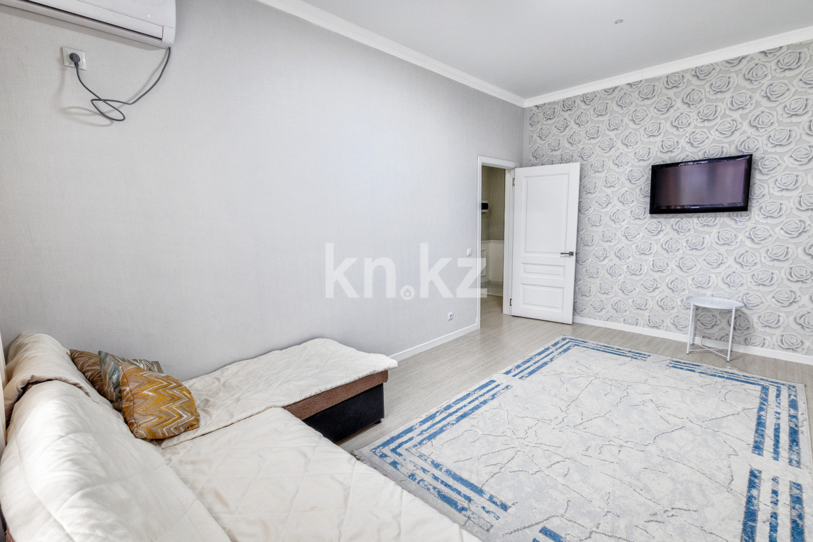 Аренда 2-комнатной квартиры посуточно, 65 м², пр. Кабанбай батыра, дом  4/2 - ул. Космонавтов в Астане - фото 6