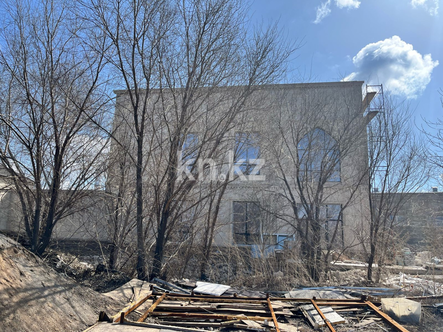 Аренда , 1000 м², 138 учетный квартал - Аренда жилой и коммерческой недвижимости в Караганде фото 2 из 4