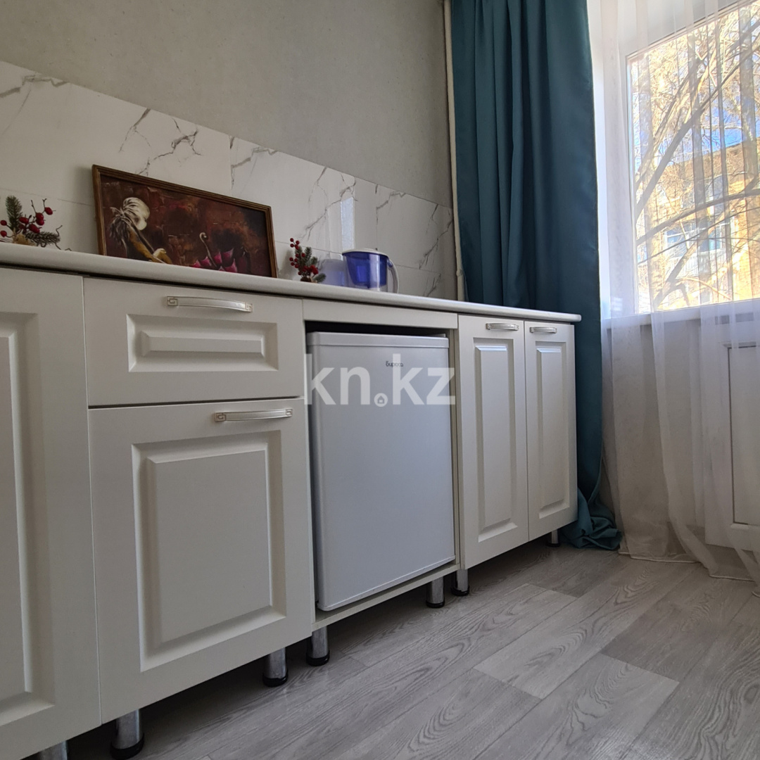 Аренда 1-комнатной квартиры посуточно, 35 м², пр. Бухар-жырау, дом  79/2 - Аренда квартир посуточно в Караганде с фото фото 14 из 15