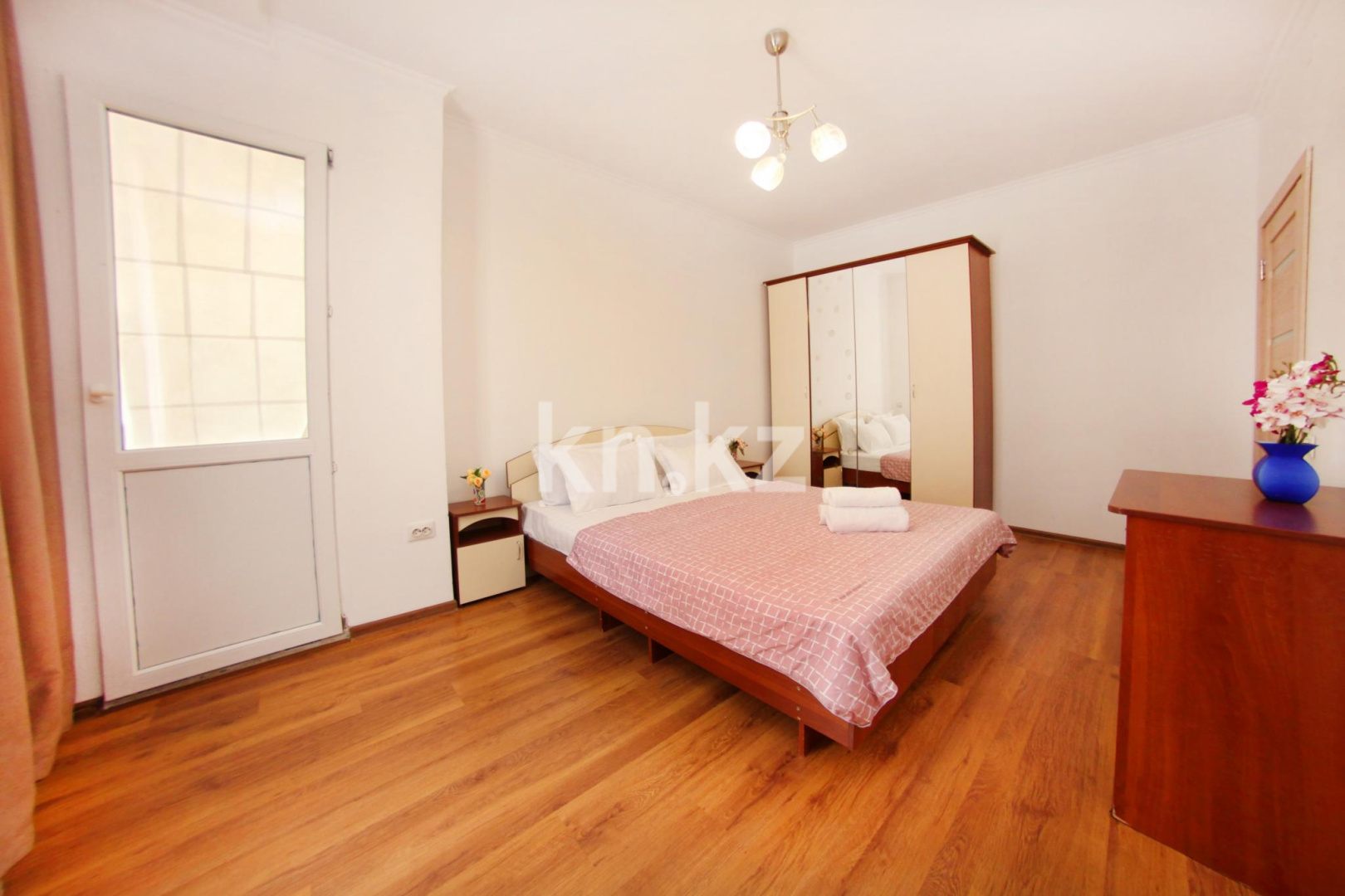 Аренда 2-комнатной квартиры посуточно, 48 м², Каблукова, дом  38г - ул. Торайгырова - Аренда квартир посуточно в Алматы с фото фото 2 из 20