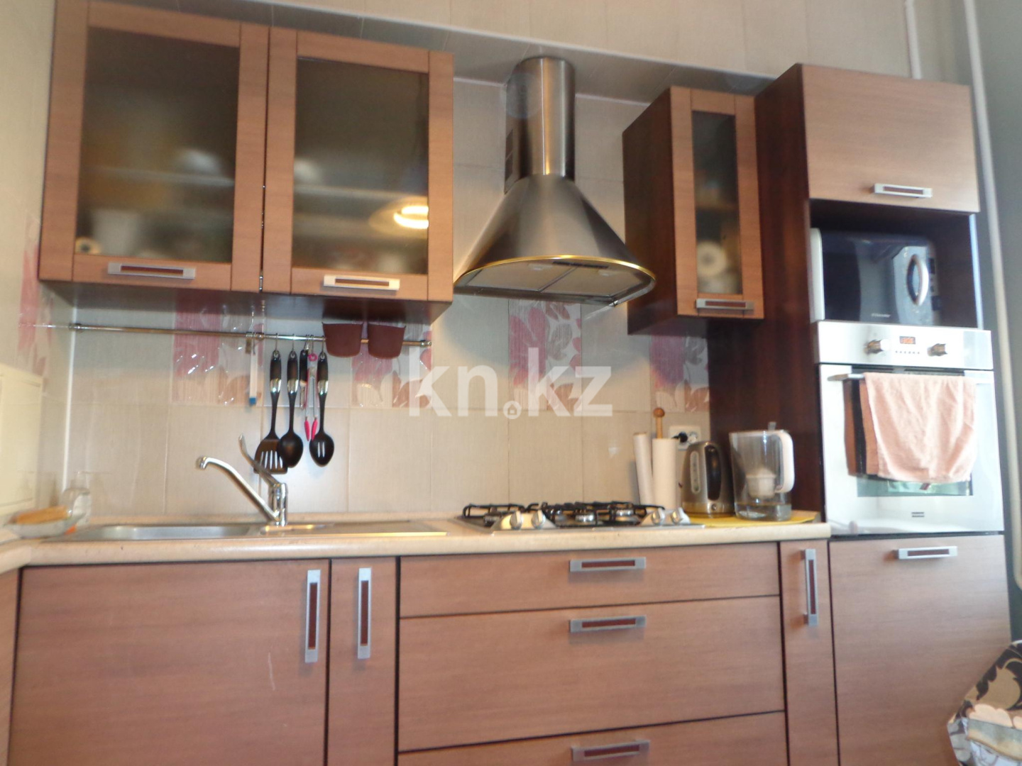 Аренда 3-комнатной квартиры, 73 м², пр. Абылай хана, дом  127 - ул. Шевченко - Аренда квартир помесячно в Алматы с фото фото 2 из 20