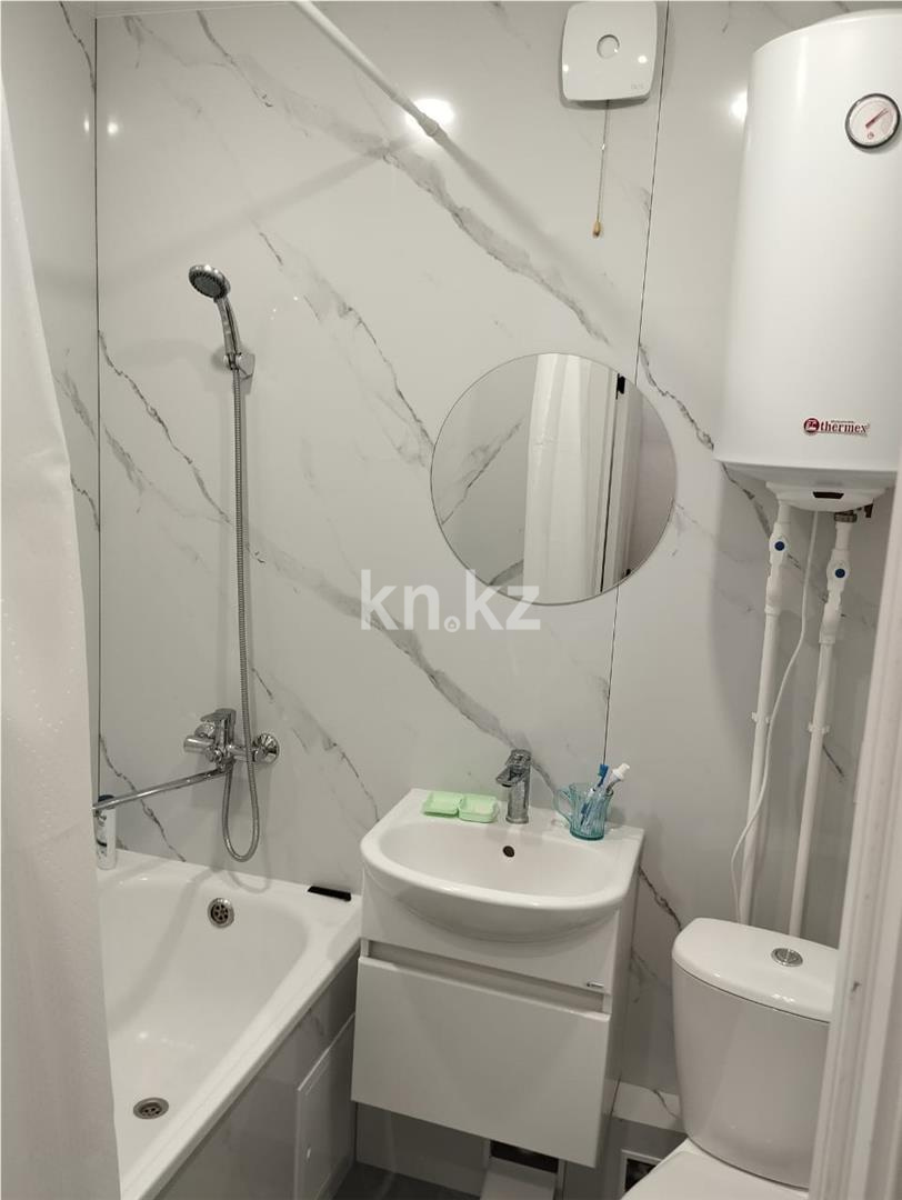 Продажа 2-комнатной квартиры, 45 м² - Продажа двухкомнатных квартир в кирпичном доме в Караганде - страница 3 фото 1 из 9