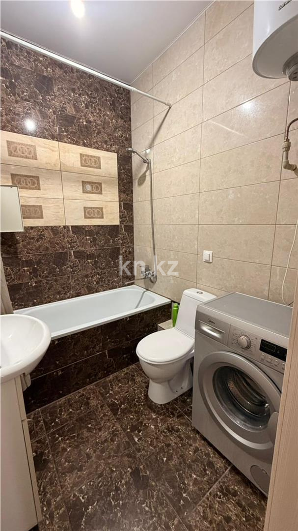 Продажа 1-комнатной квартиры, 40 м² - Продажа квартир в Караганде - страница 2 фото 7 из 12