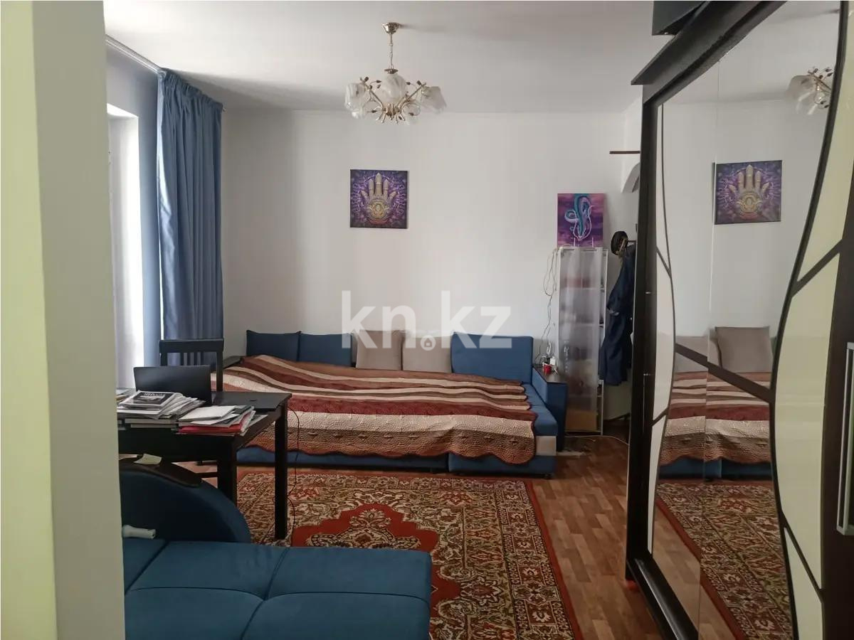 Продажа 1-комнатной квартиры, 40 м², мкр-н Самал-2, дом  51 - Продажа квартир в Алматы фото 1 из 4