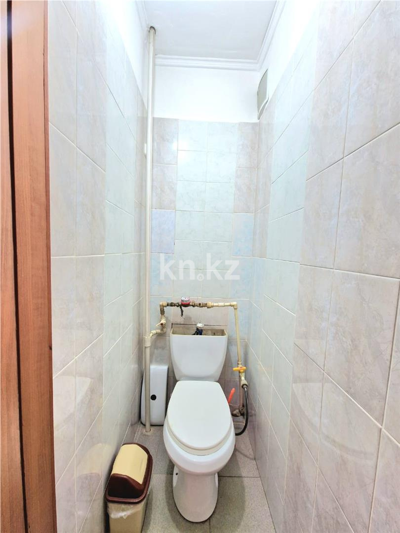 Продажа 3-комнатной квартиры, 50 м², мкр-н 21 в Караганде - фото 11