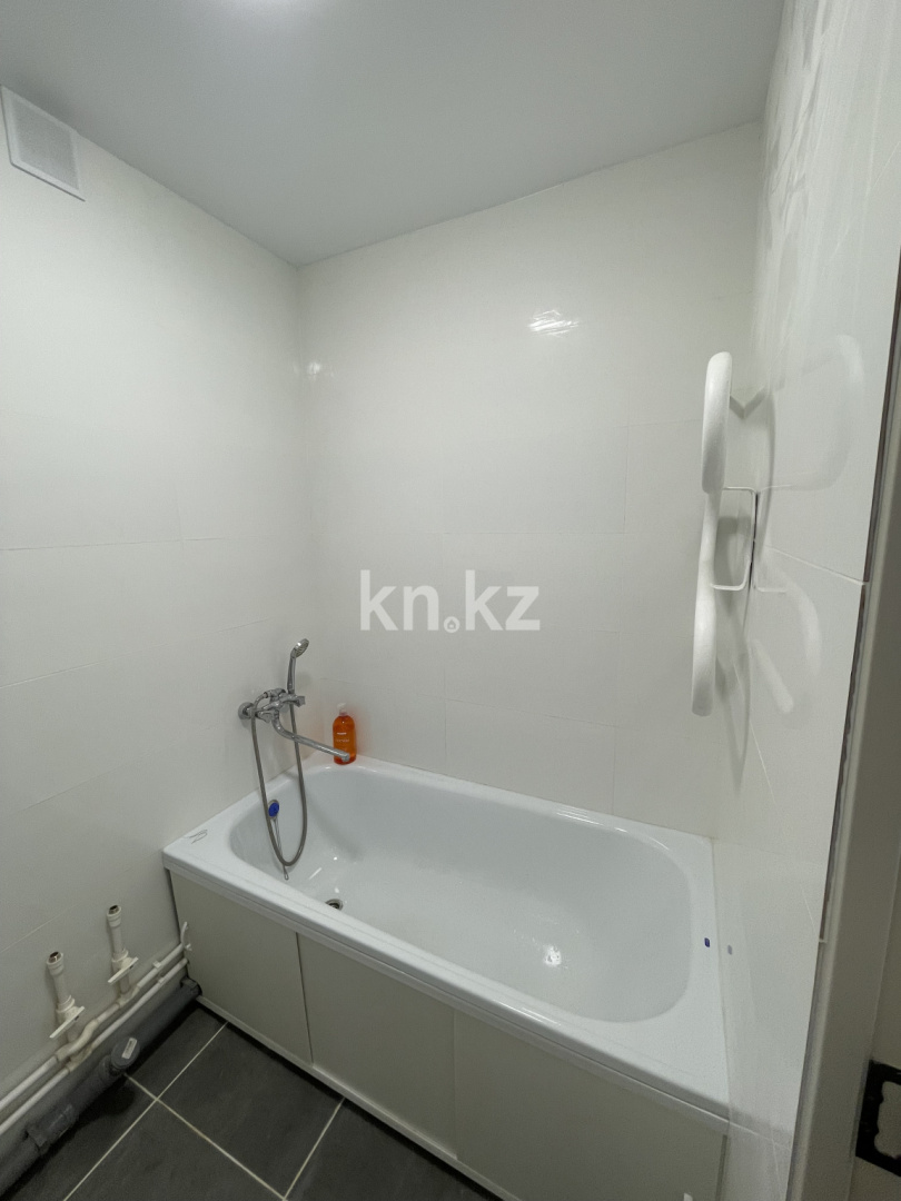 Продажа 1-комнатной квартиры, 30 м² - Продажа квартир в Усть-Каменогорске фото 7 из 8