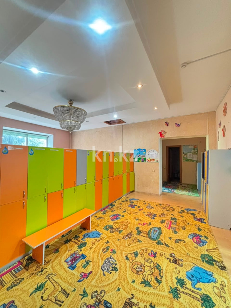 Продажа 8-комнатного дома, 534 м² - Продажа домов, коттеджей в Казахстане - страница 2 фото 6 из 40