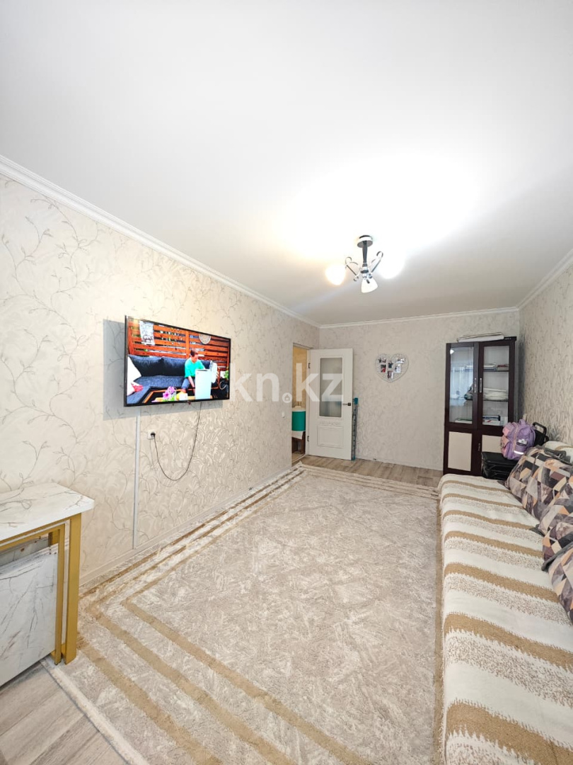 Продажа 2-комнатной квартиры, 45 м² - Продажа квартир в Караганде на Юго-Востоке - страница 7 фото 1 из 14