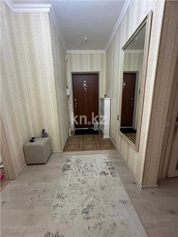 Продажа 2-комнатной квартиры, 75 м², пр. Кошкарбаева, дом  68 в Астане - фото 5