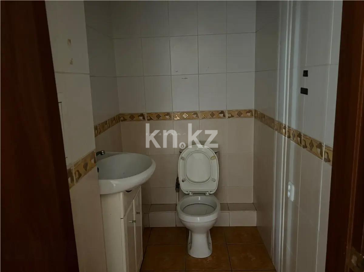 Продажа 5-комнатной квартиры, 191 м², ул. Иманова, дом  10/1 в Астане - фото 7