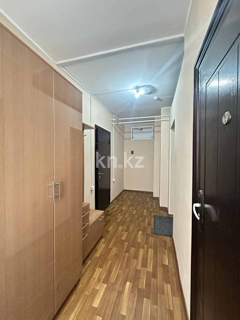 Аренда 3-комнатной квартиры, 117 м², пр. Шахтеров, дом  60 - Аренда  трехкомнатных квартир помесячно в Караганде фото 31 из 40