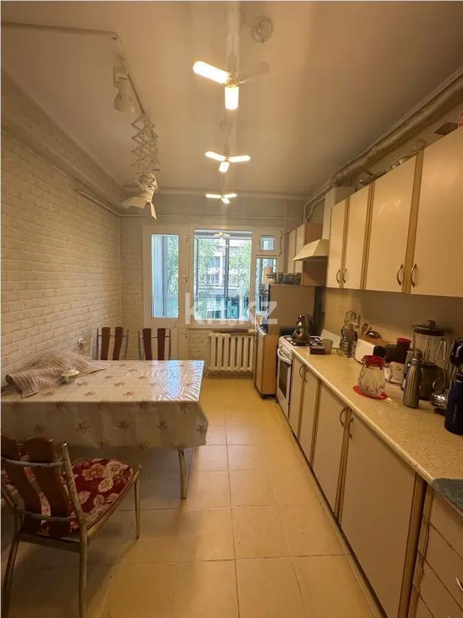 Продажа 3-комнатной квартиры, 62 м², ул. Мынбаева, дом  44 в Алматы - фото 3