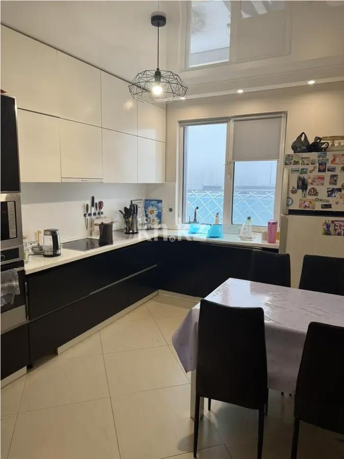 Продажа 3-комнатной квартиры, 86 м², ул. Аманжолова, дом  26/2 в Астане - фото 4